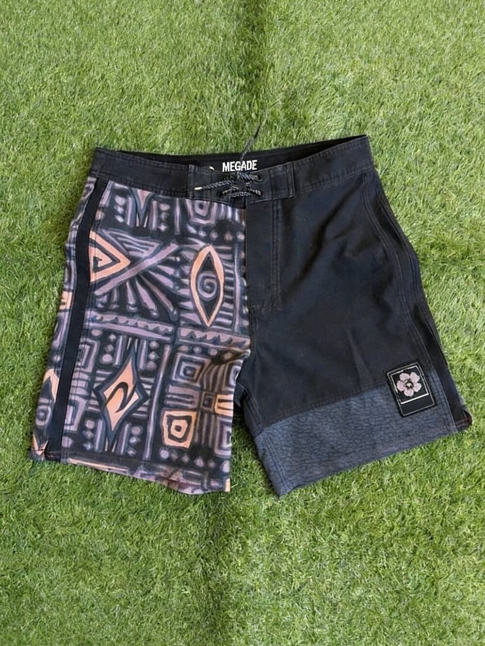 Rip Curl Boardshorts Mirage Faded Black Youth (?) Fits Mens Size 30 Surfwear